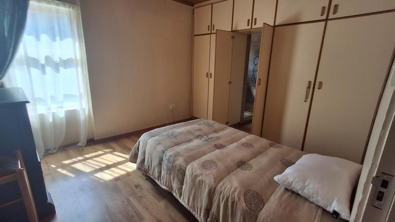 To Let 7 Bedroom Property for Rent in Humansdorp Eastern Cape